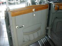 MikeNo1050.jpg MikeNo1050.jpg