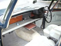 1966_Rover_3_litre_Interior.jpg