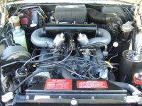 1973RoverP5BCoupe9Engine.jpg