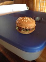 burgermacaroon_zps6405f62a.jpg