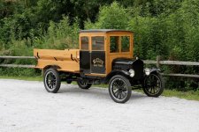 1920-ford-model-t-delivery.jpg