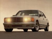 Mercedes-1984-_Mercedes-500_SEL-_AMG.jpg