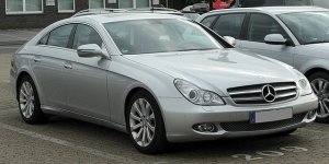 640px-Mercedes-CLS-C219-Facelift-front-20100918.jpg