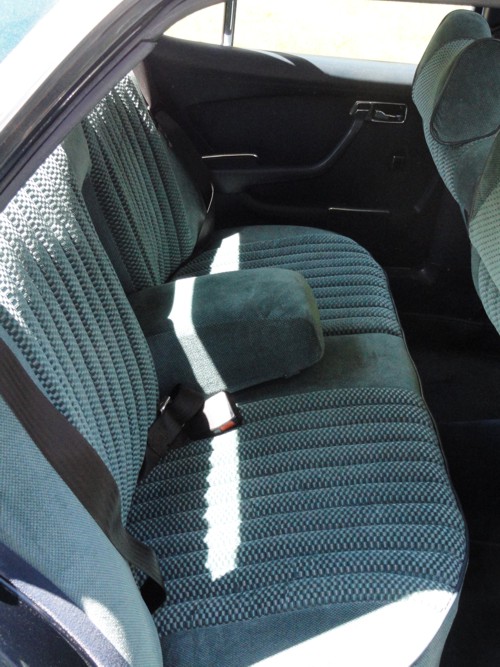 242_rearseat500.jpg
